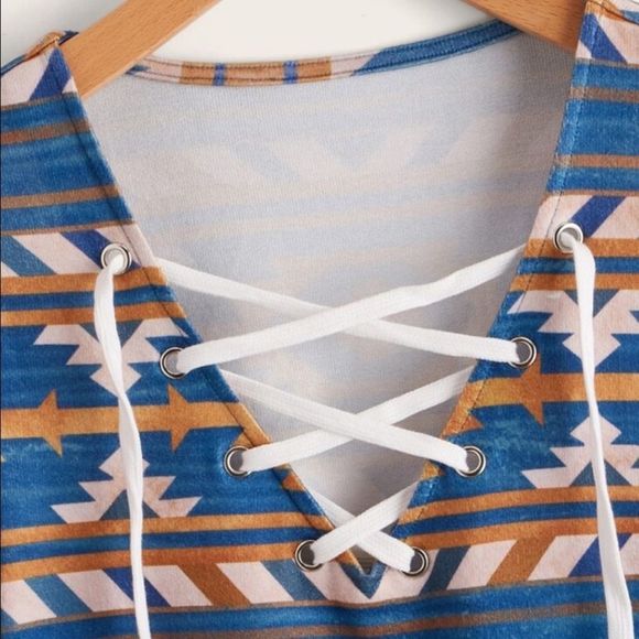 💥NEW💥AZTEC Tie Top - Picture 3 of 5